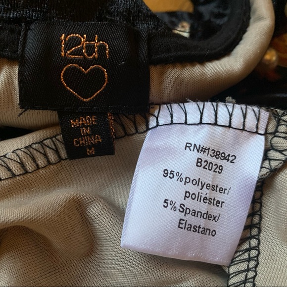 long sleeve velvet dress size M - Picture 12 of 13